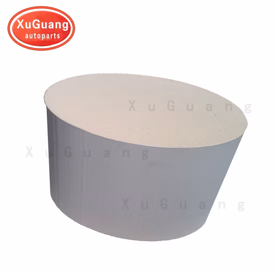 Pièces de rechange de voiture Euro 4 5 Catalyseur en nid d'abeille en céramique Catalyseur de la série Corée pour IX35